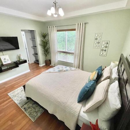 Modern 3 Bedroom Condo In Private Community #8 Petit Valley エクステリア 写真