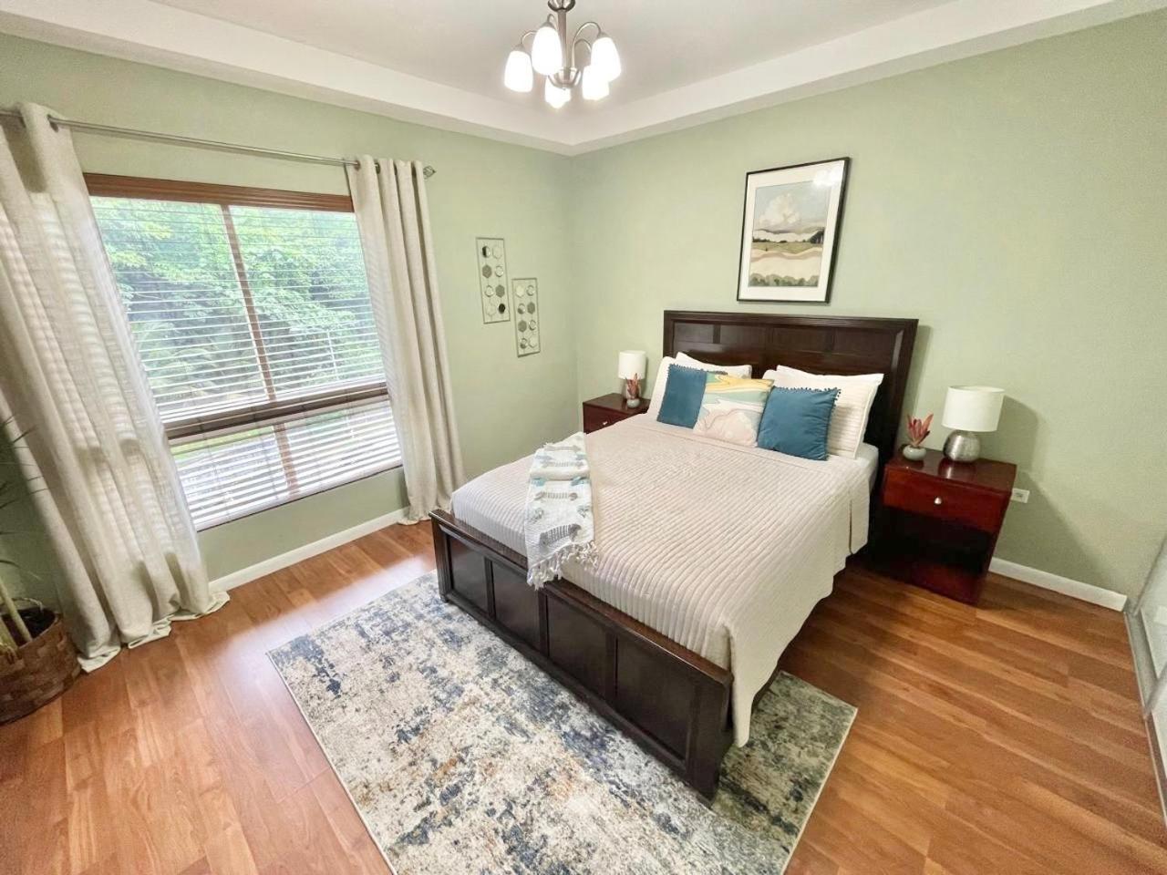 Modern 3 Bedroom Condo In Private Community #8 Petit Valley エクステリア 写真