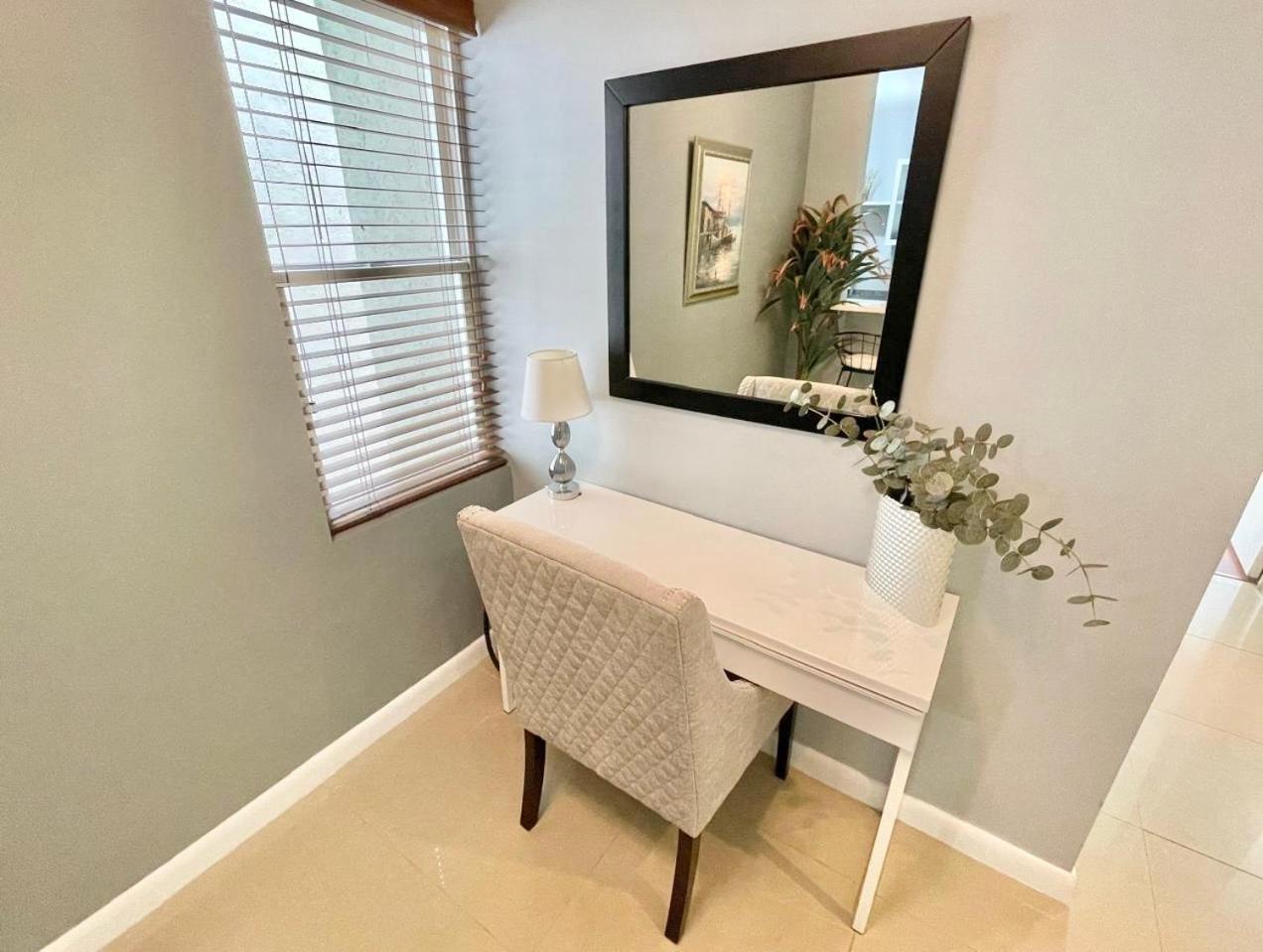 Modern 3 Bedroom Condo In Private Community #8 Petit Valley エクステリア 写真